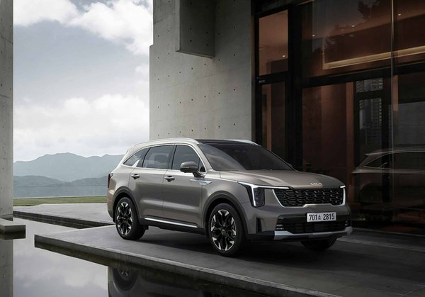 Comment choisir un système d'infodivertissement pour un SUV familial comme le Kia Sorento?